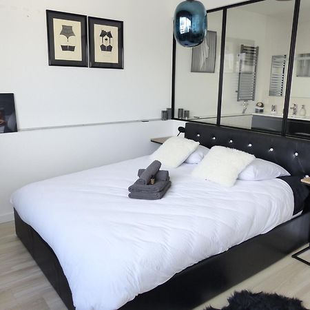 Appartement La Cite Des Coeurs Lu Parking Inclus à Nantes Extérieur photo